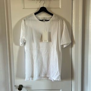 NWTs - COS Men’s White T-shirt